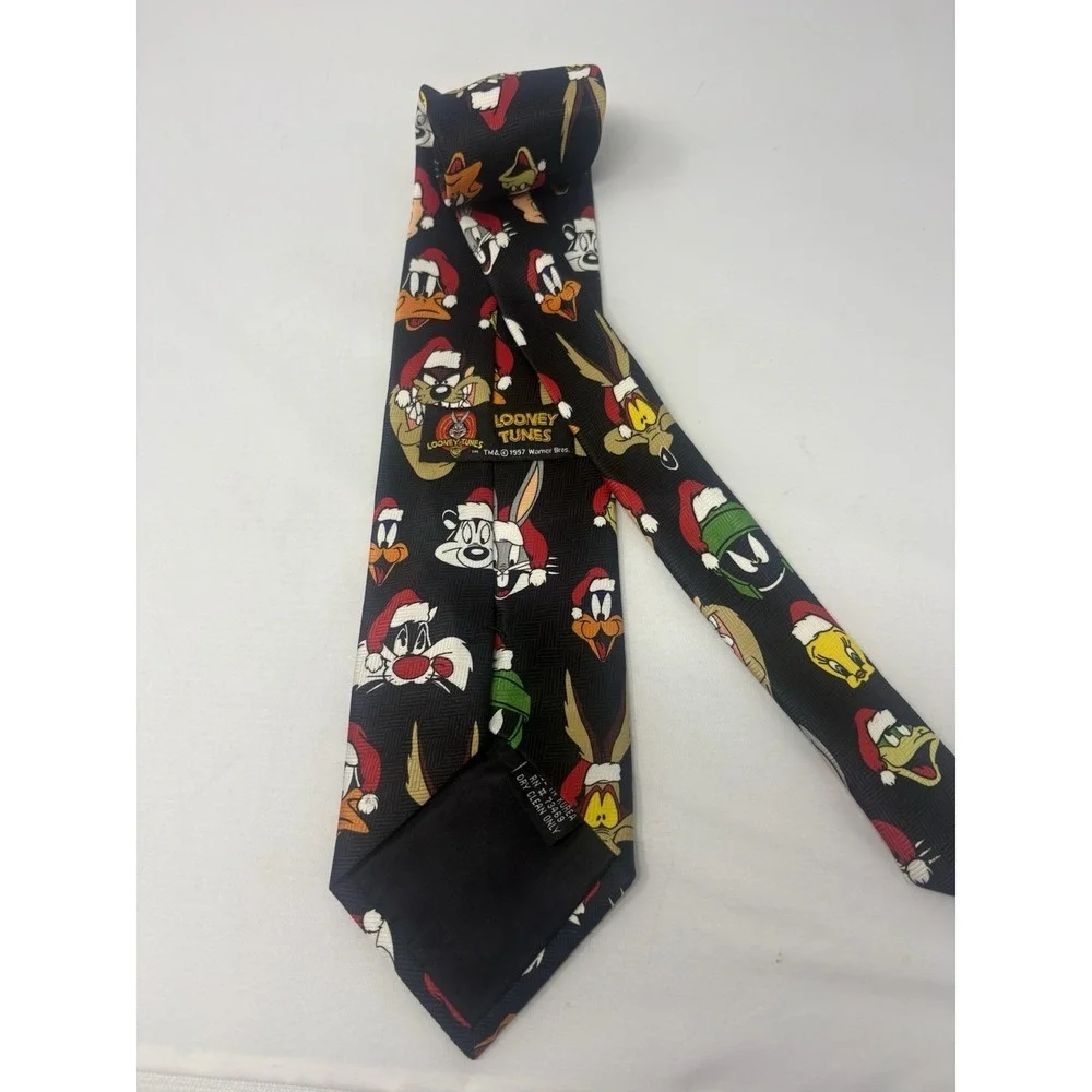 Vintage Necktie Looney Tunes 1997 Christmas Cartoon Bugs Daffy Tweety Taz